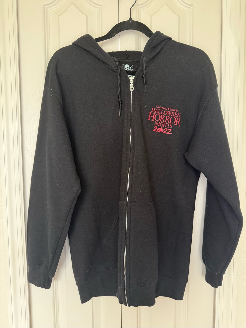 Universal Orlando Halloween Horror Nights 2022 Black Zip-Up Hoodie